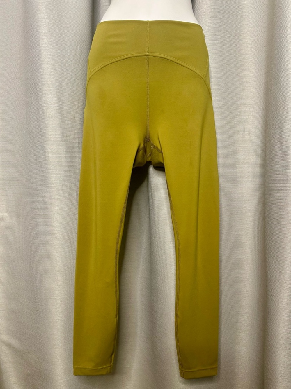 InStill high rise tight 25”
